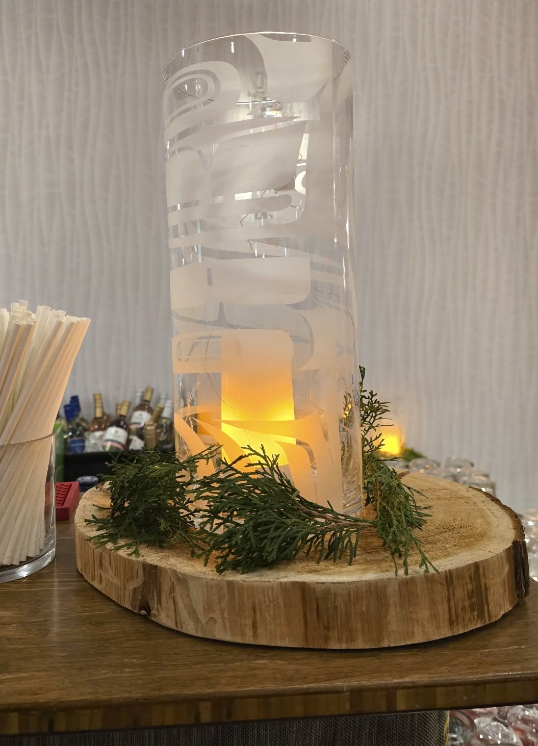 Illuminated Bear Design buffet vase on live-edge wood